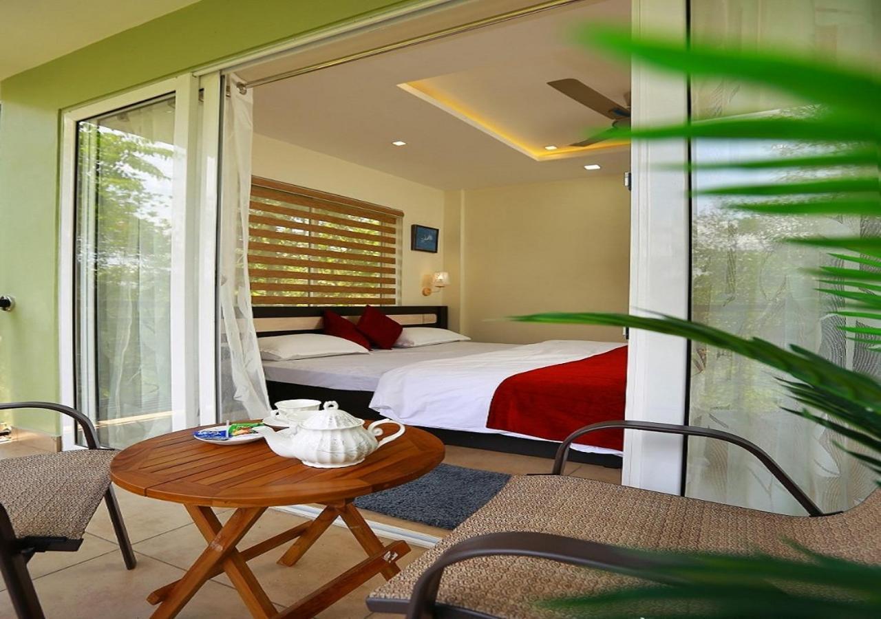 Glad Valley Wayanad By Lexstays-Tea Estate Villa Exterior photo
